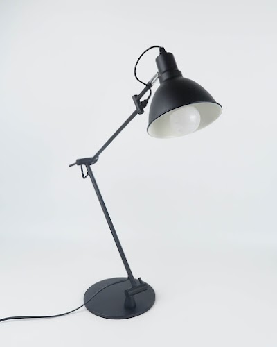 No brand — Table Lamp — Đèn bàn