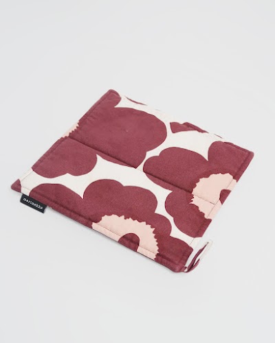 Marimekko — Pieni Unikko Pot Holder — Lót nồi