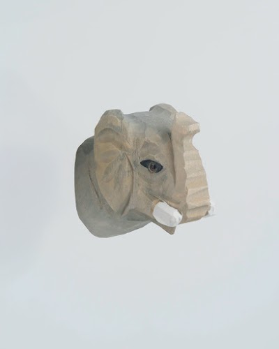 Ferm Living — Elephant Hand Carved Hook — Móc treo gắn tường