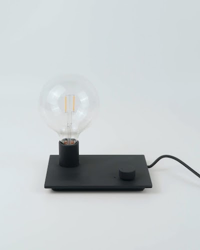 Muuto — Control Table Lamp — Đèn bàn